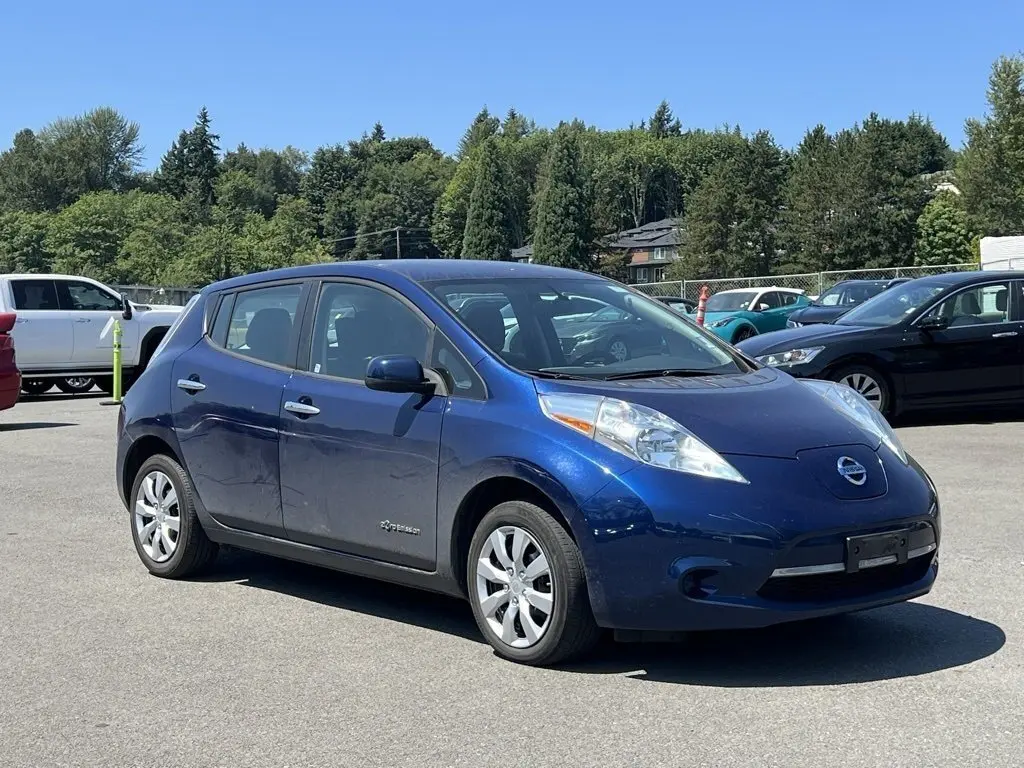 Used 2017 Nissan LEAF S with VIN 1N4BZ0CP2HC300940 for sale in Kirkland, WA