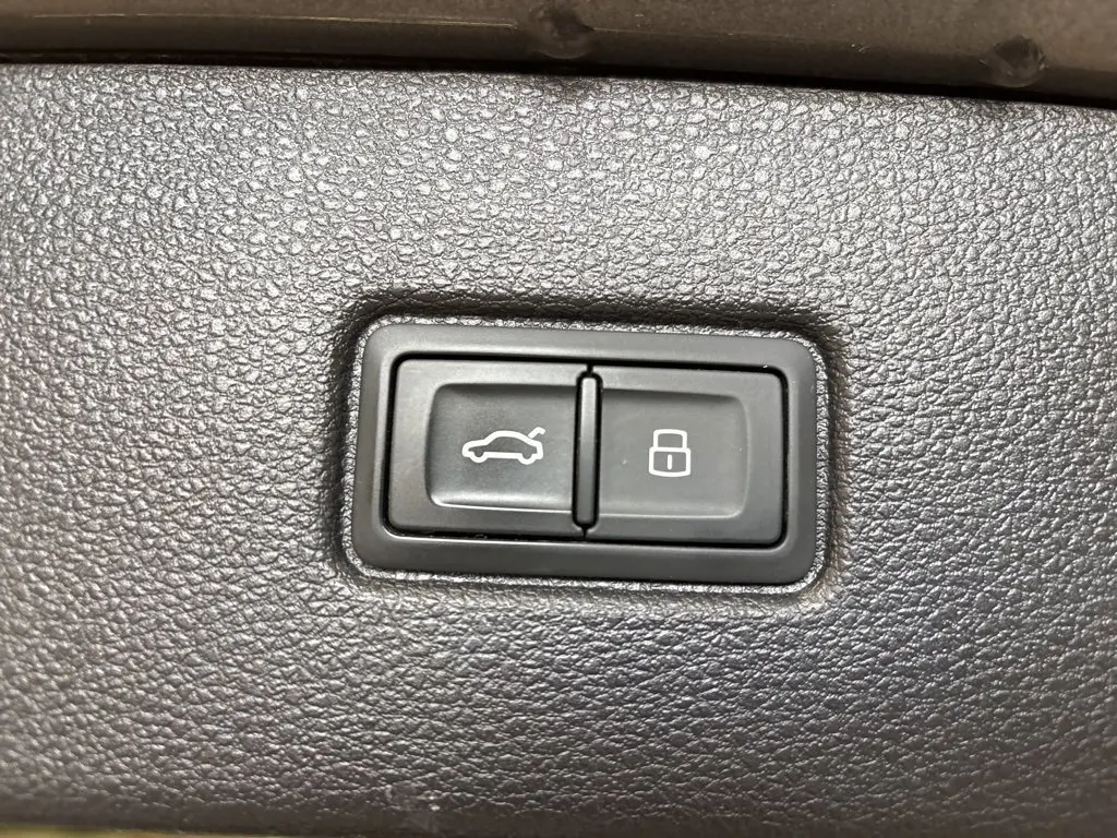 2019 Audi Q7 Prestige photo 27