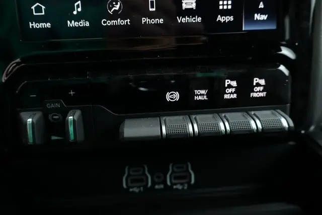2025 Ram 2500 Big Horn photo 25