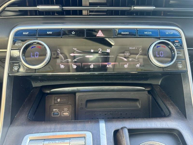 2022 GENESIS GV80 Standard - Photo 18