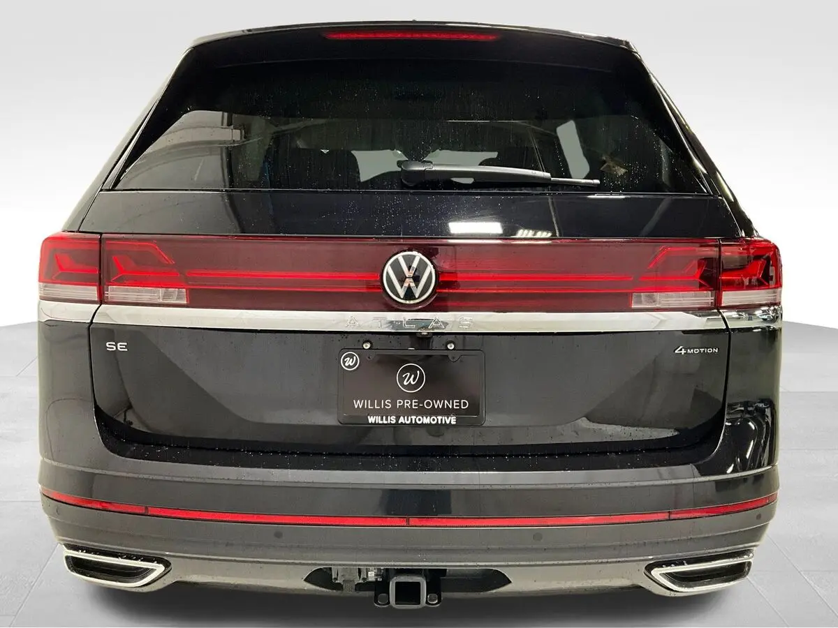 2025 Volkswagen Atlas SE Technology photo 2