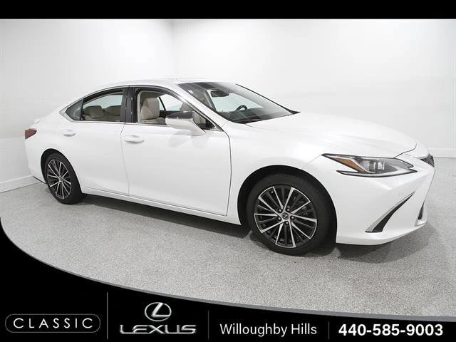 2025 Lexus ES