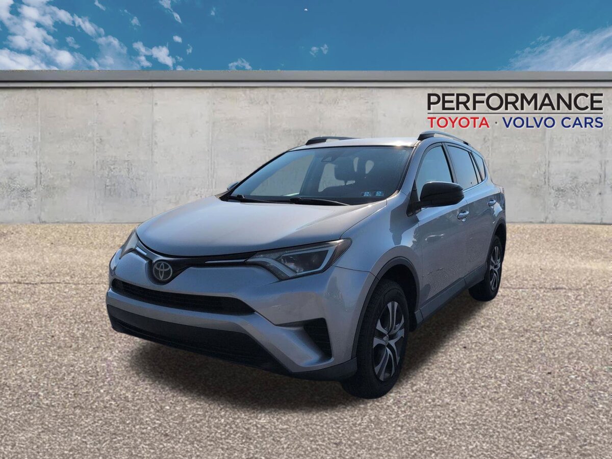 2017 Toyota RAV4 LE