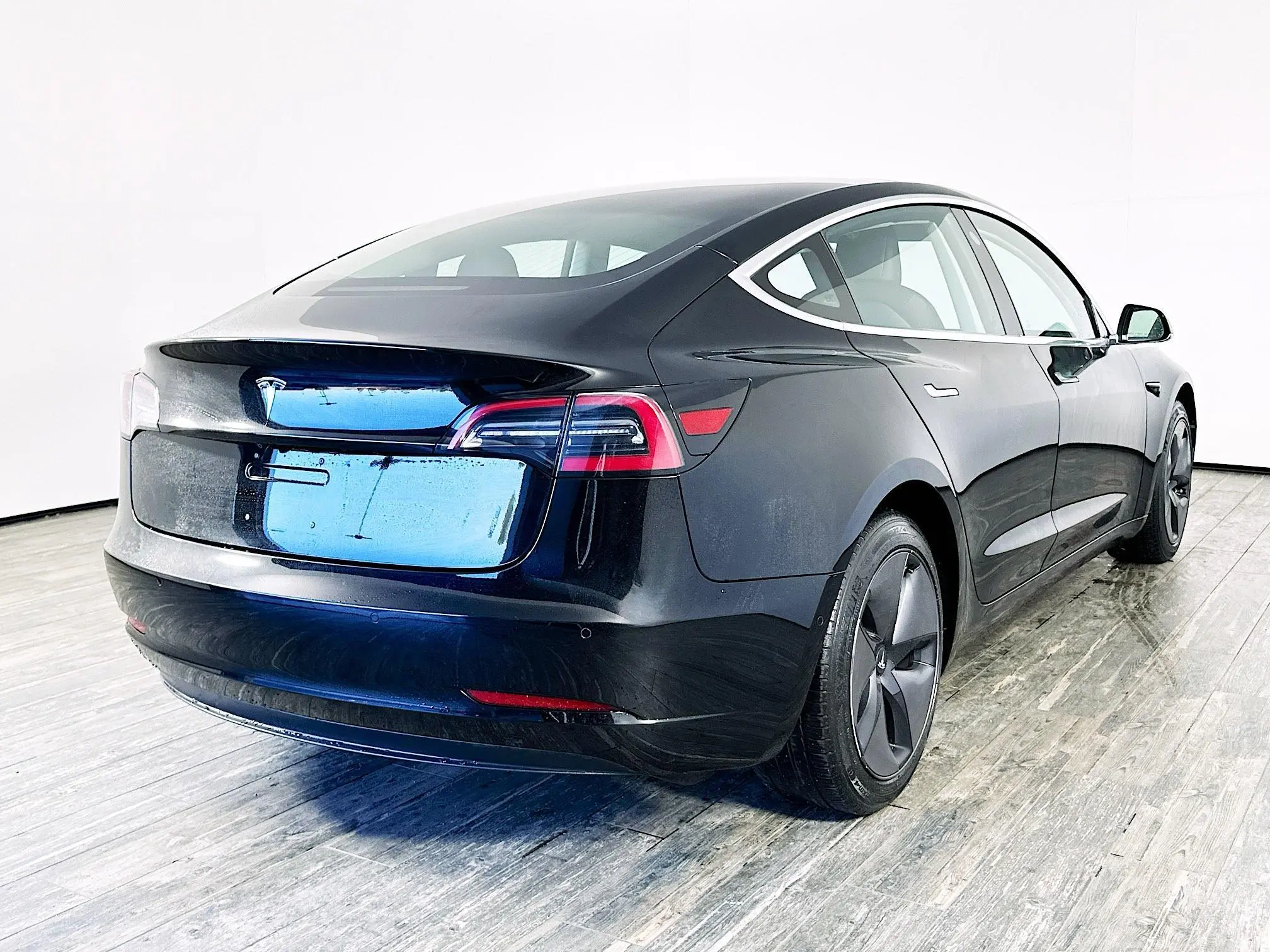 2018 Tesla Model 3 Long Range photo 5