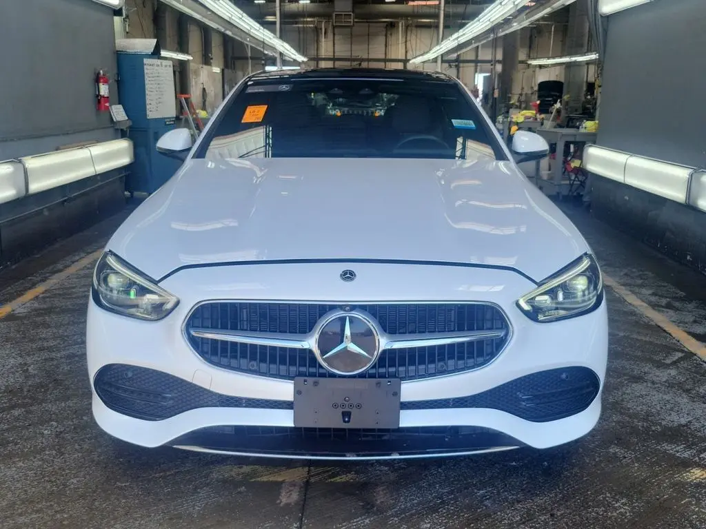 2022 Mercedes Benz C 300 photo 2