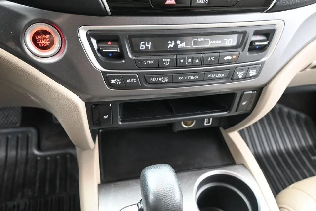 2020 Honda Pilot EX-L - Photo 7