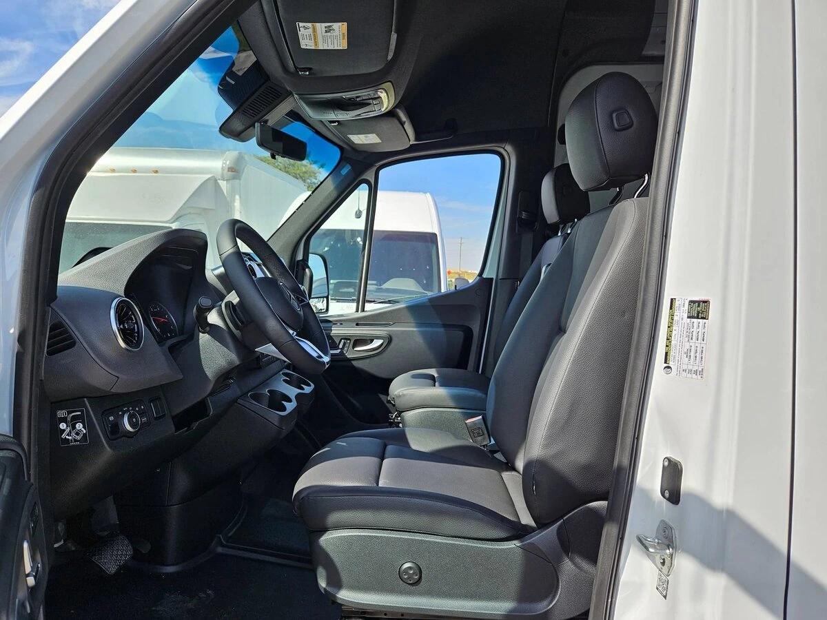 2025 Mercedes-Benz Sprinter Cargo Van Base - Photo 11
