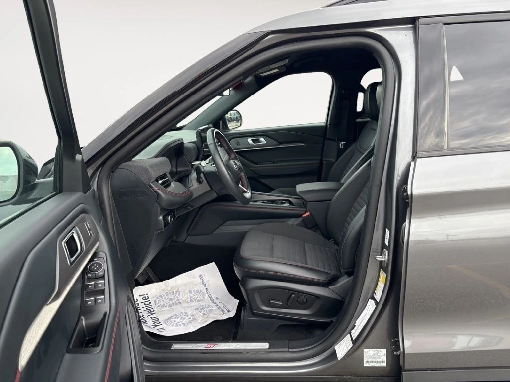 2025 Ford Explorer ST-LINE - Photo 39