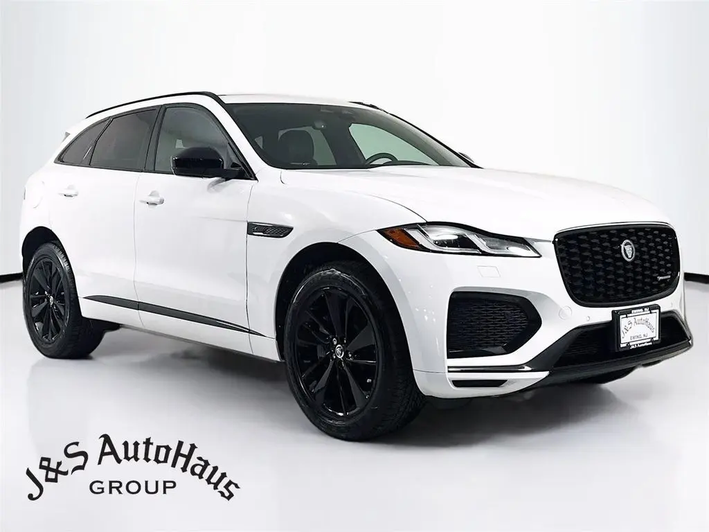 2024 Jaguar F-PACE R-Dynamic S's photo