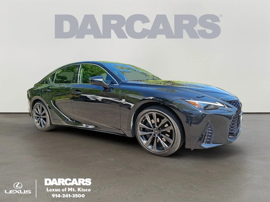 2021 Lexus IS
