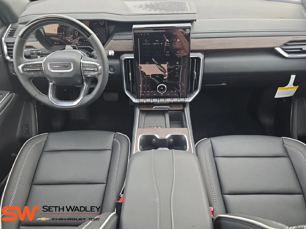 2026 GMC Acadia Denali - Photo 9
