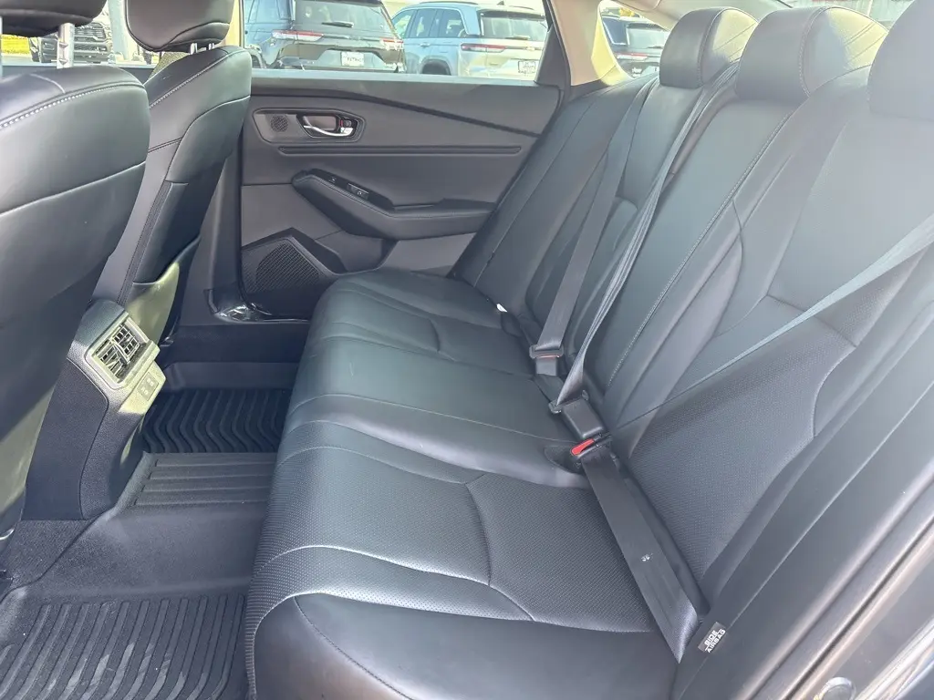 2024 Honda Accord Hybrid Touring photo 24