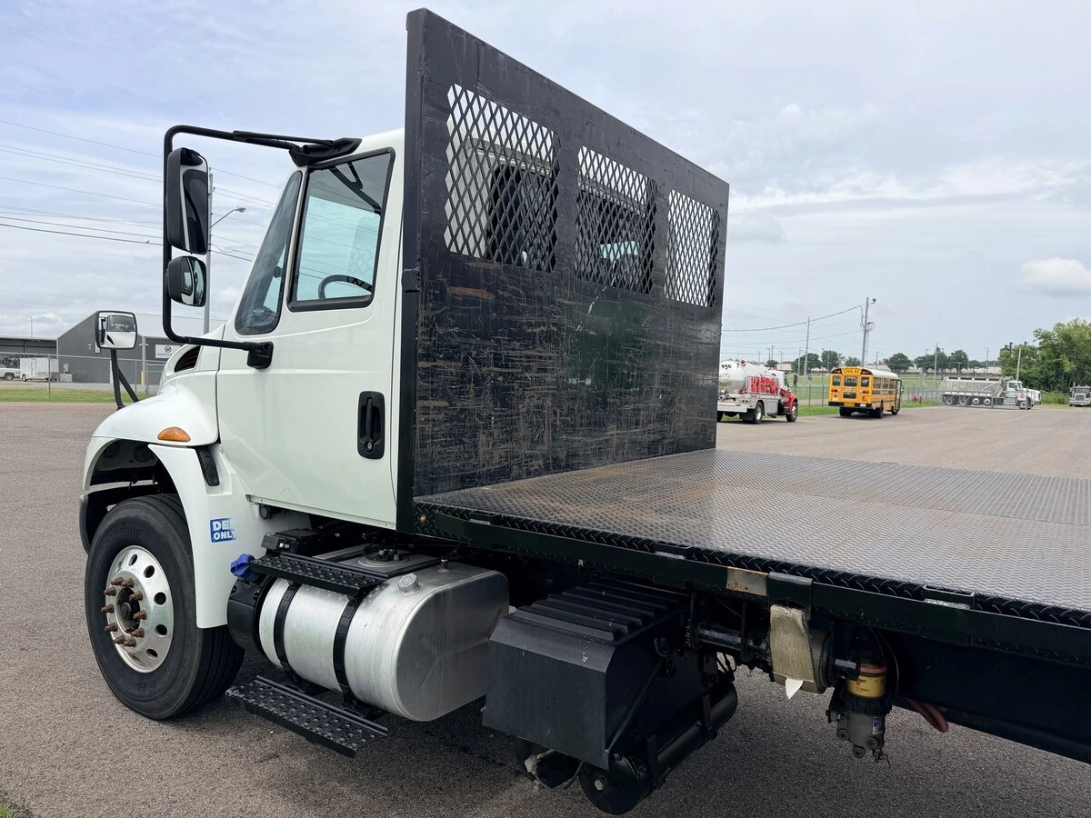 2017 International 4300 in Union City, TN — photo 4
