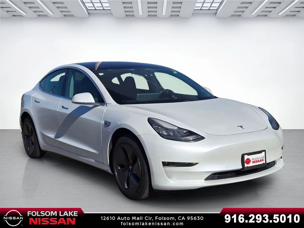 2018 Tesla Model 3's photo