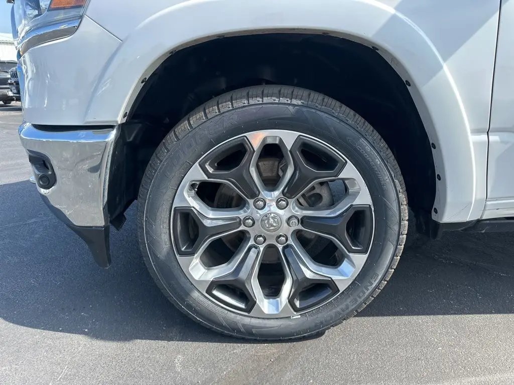 2021 Ram 1500 Limited photo 16