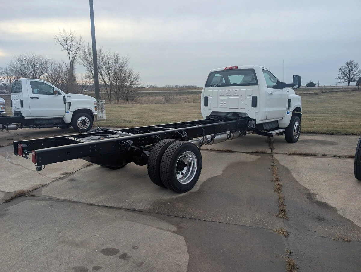 2024 International CV in Dubuque, IA — photo 3