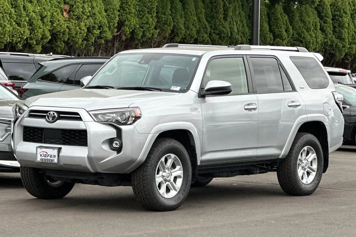 2024 Toyota 4Runner SR5 - Photo 8