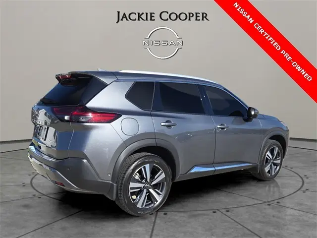 2023 Nissan Rogue SL photo 2