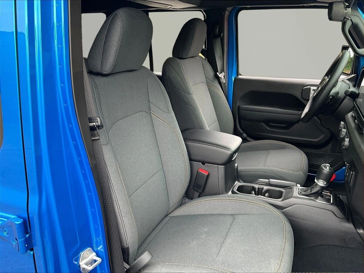 2026 Jeep Wrangler 4-Door Sport - Photo 17