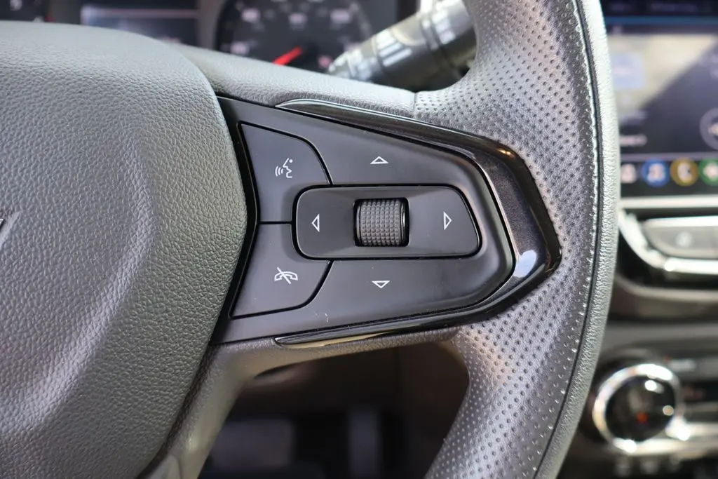 2022 Chevrolet Trailblazer LT photo 12