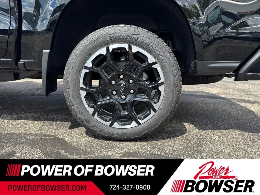 2026 Chevrolet Colorado Z71 photo 3