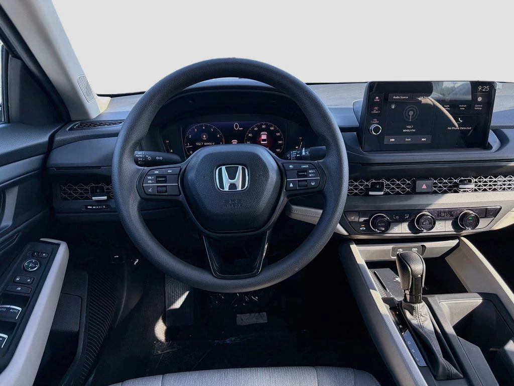 2026 Honda Accord SE - Photo 17