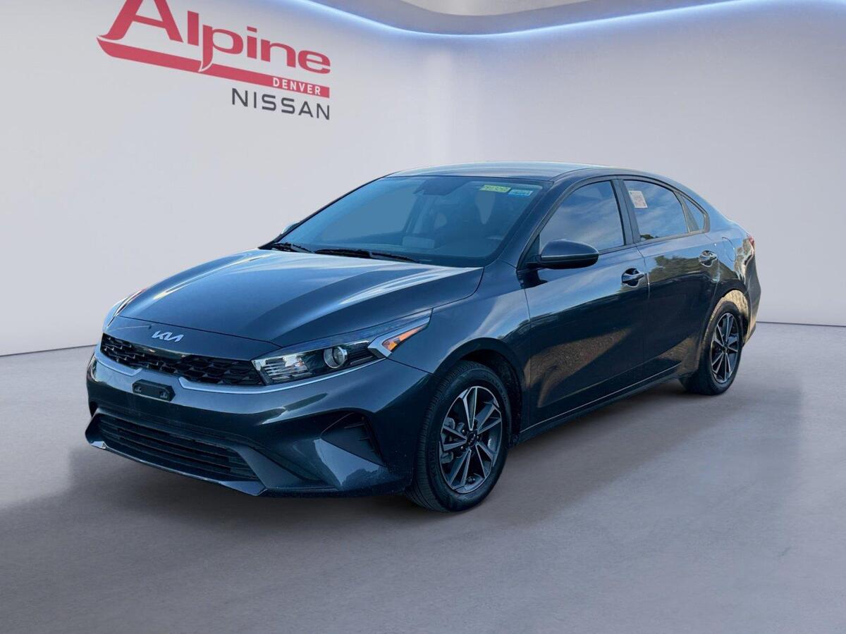 2023 Kia Forte LXS FWD