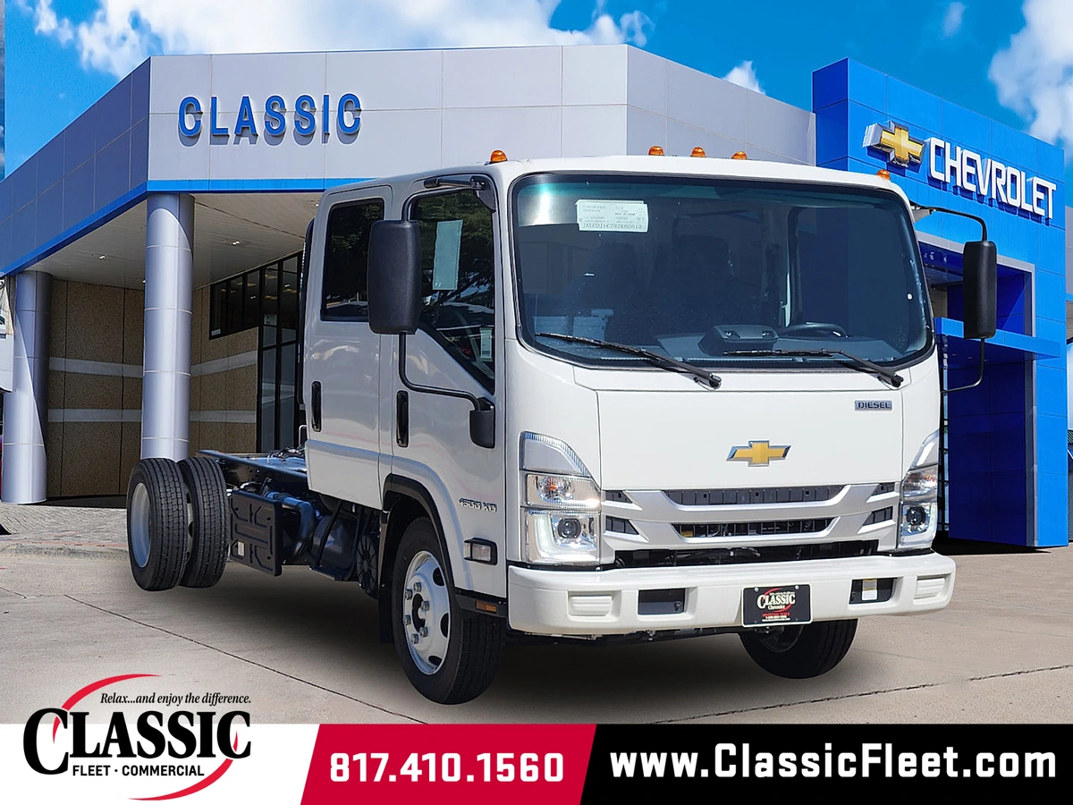 2024 Chevrolet Low Cab Forward Base's photo