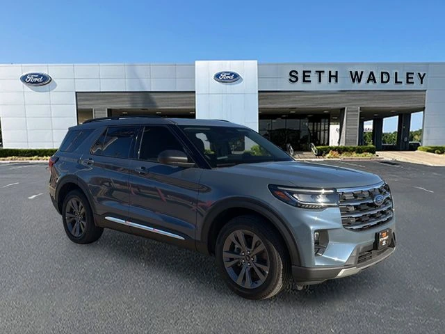 2025 Ford Explorer Active's photo