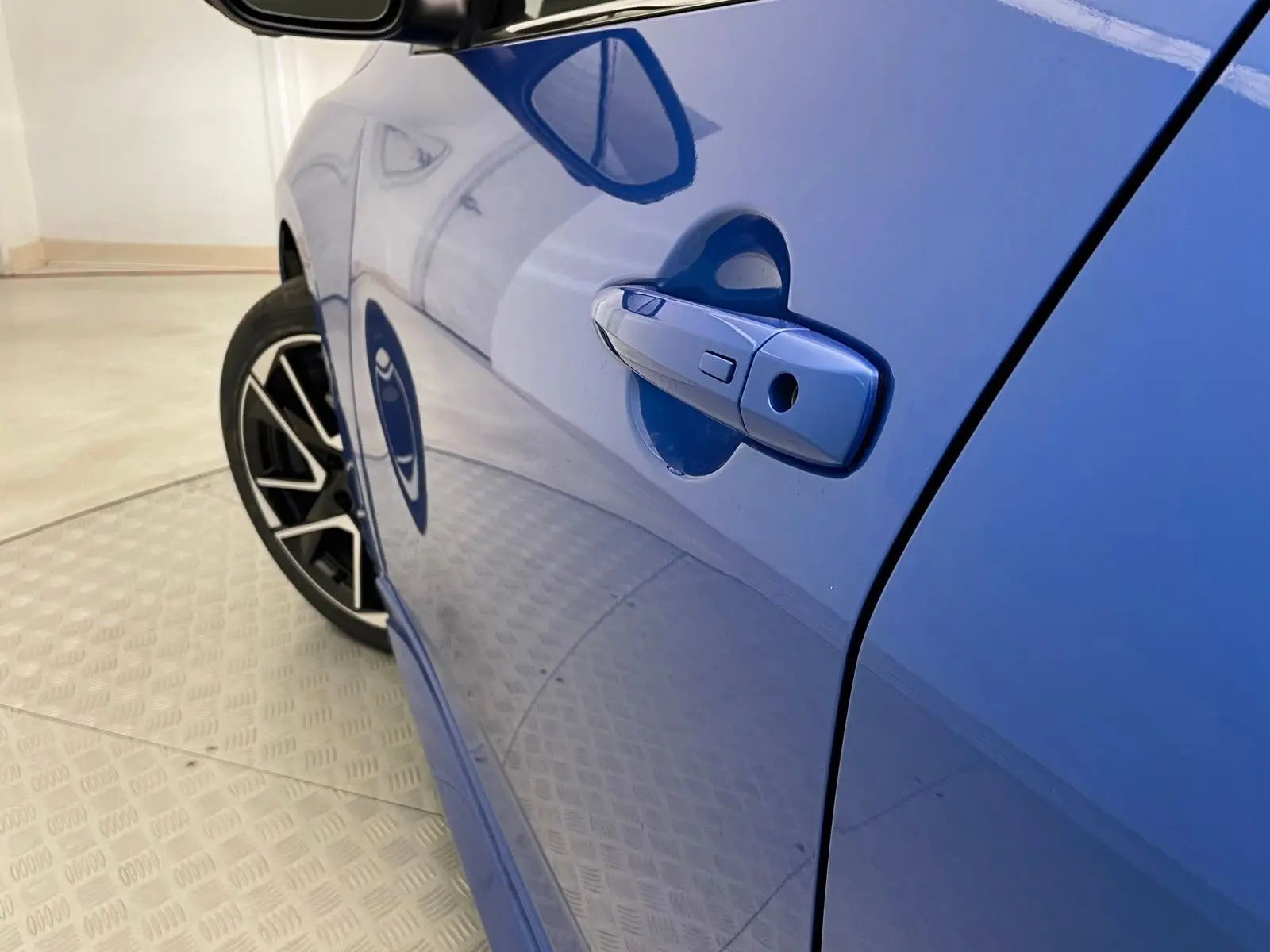 2025 Nissan Sentra SR photo 12