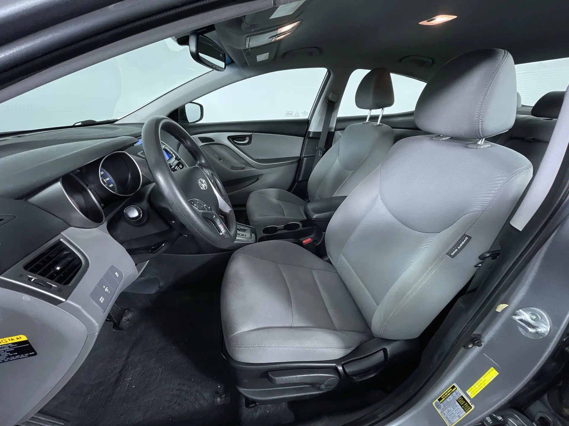2013 Hyundai Elantra GLS photo 12