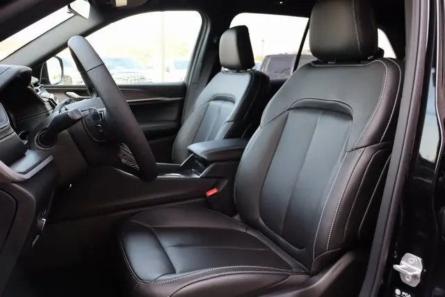 2025 Jeep Grand Cherokee Limited photo 10