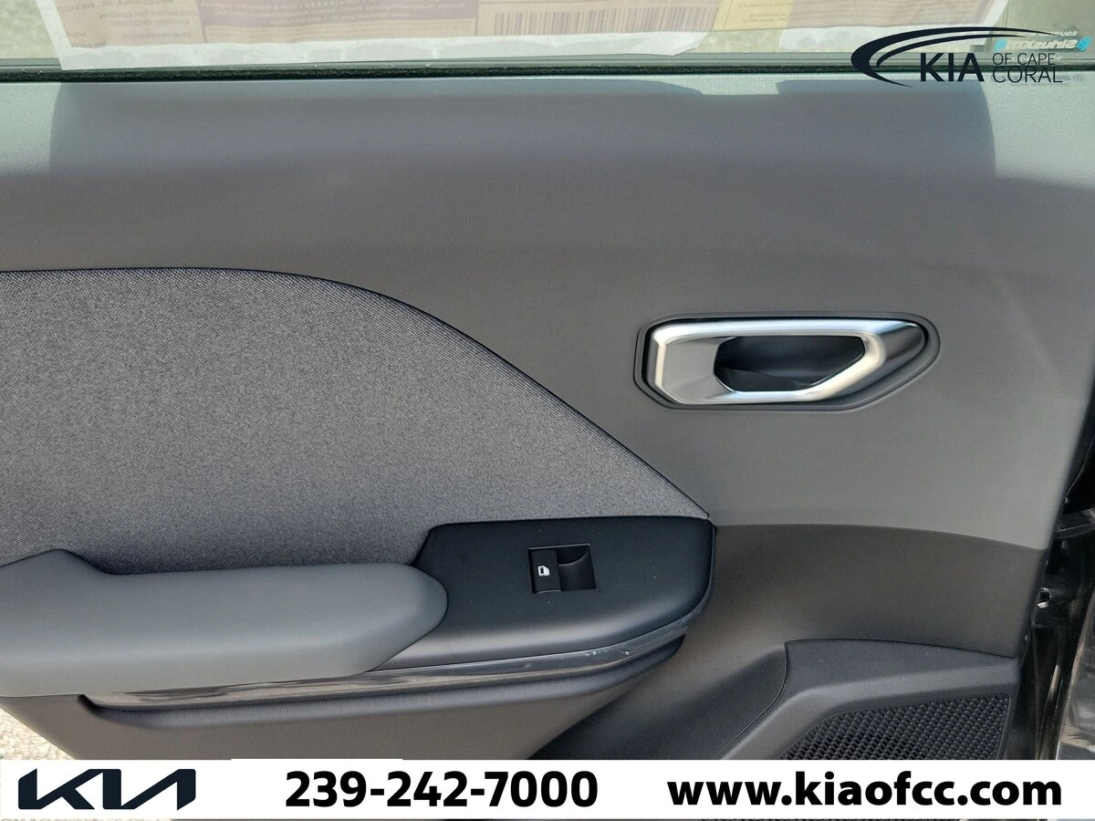 2025 Kia K4 EX - Photo 14