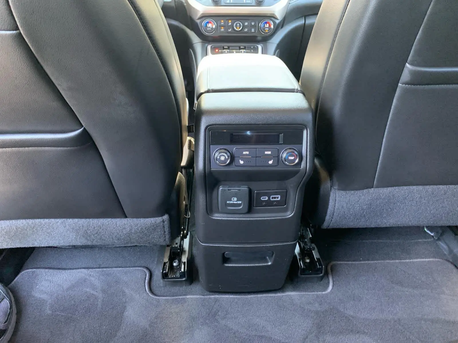 2023 Gmc Acadia Denali photo 32