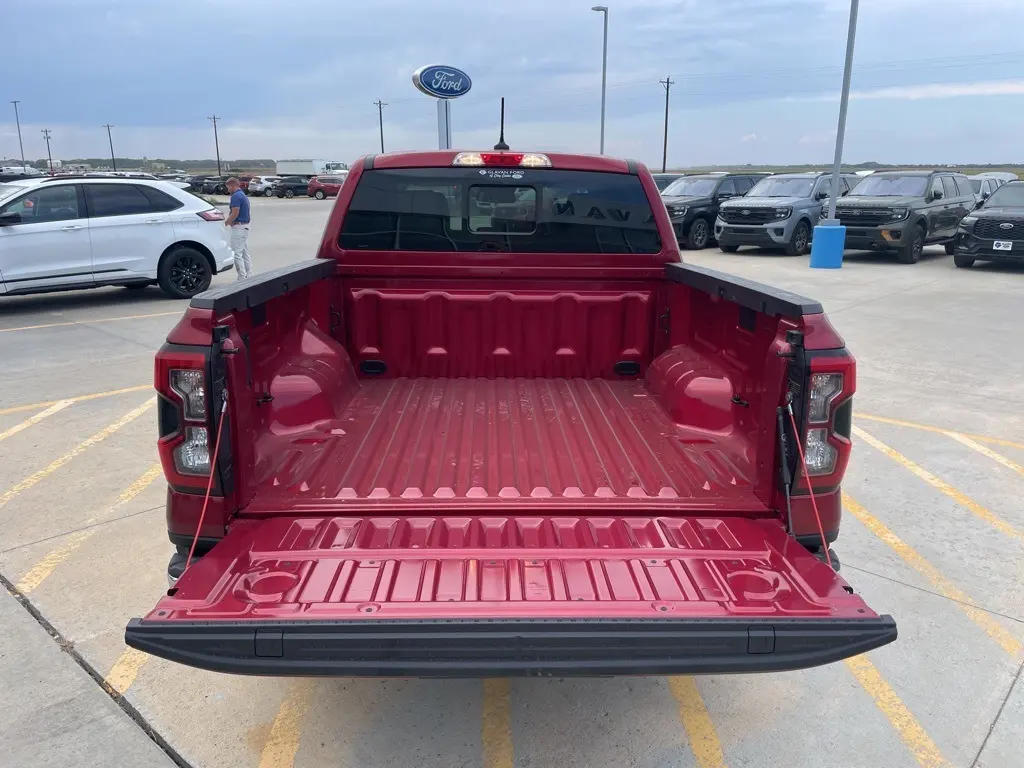 2025 Ford Ranger Lariat photo 7