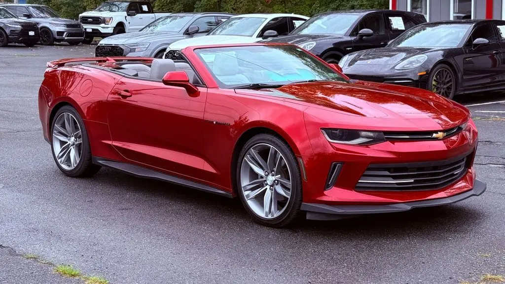 2016 Chevrolet Camaro 2LT photo 4