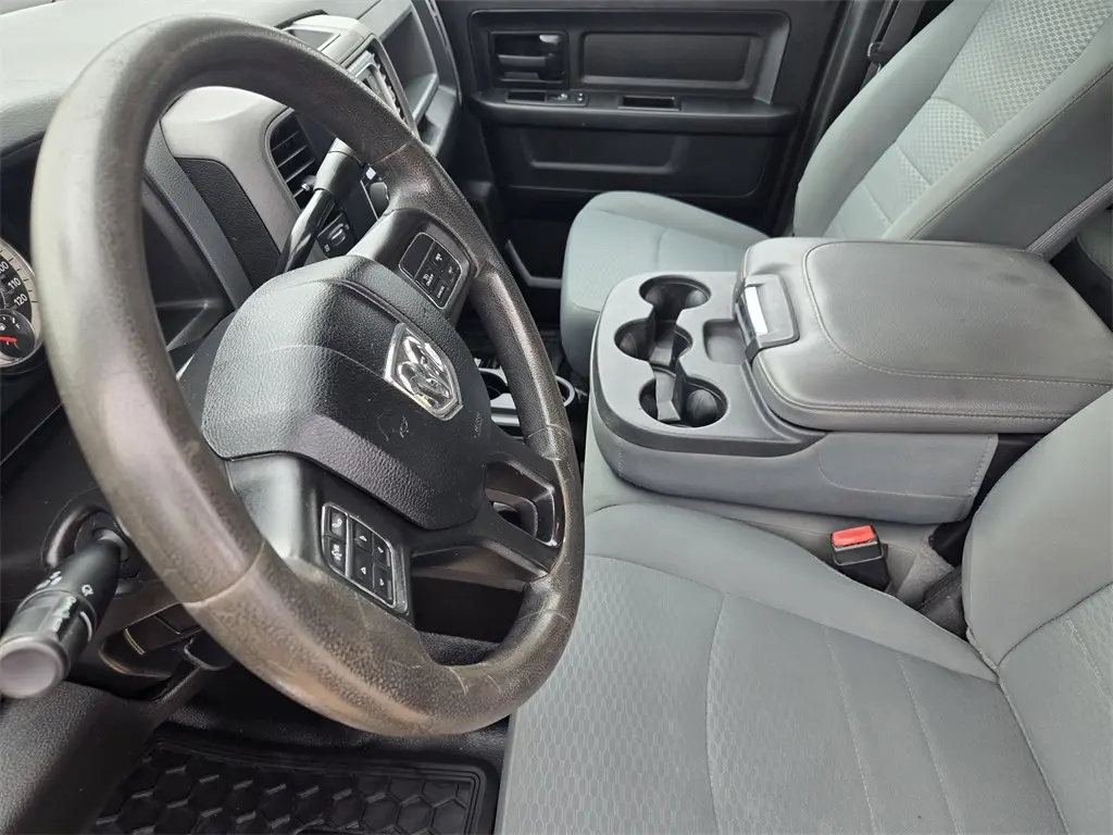 2018 Ram 2500 Tradesman photo 15