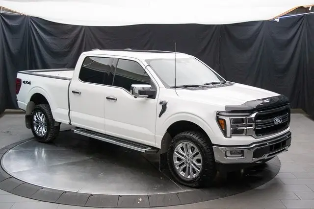 2024 Ford F-150 Lariat photo 2