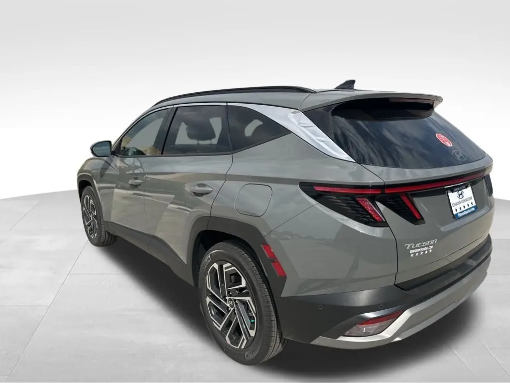 2026 Hyundai Tucson Limited photo 8