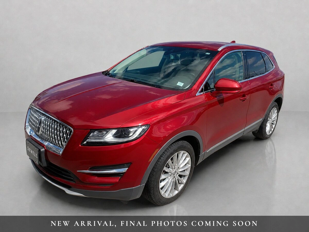 2019 Lincoln MKC Base
