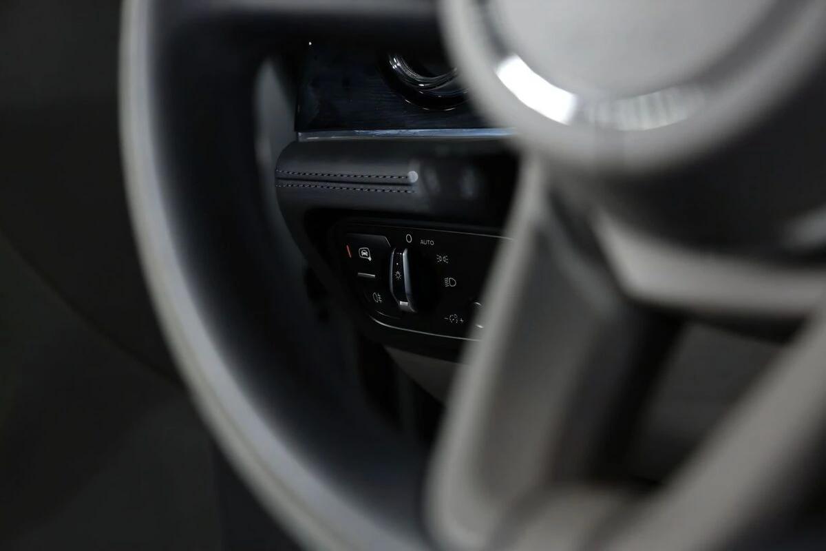 2022 Bentley Bentayga S - Photo 34