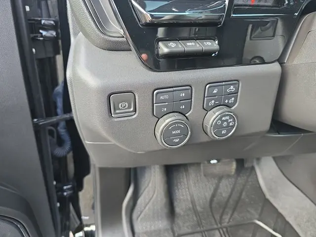 2024 Chevrolet Silverado 1500 ZR2 photo 20