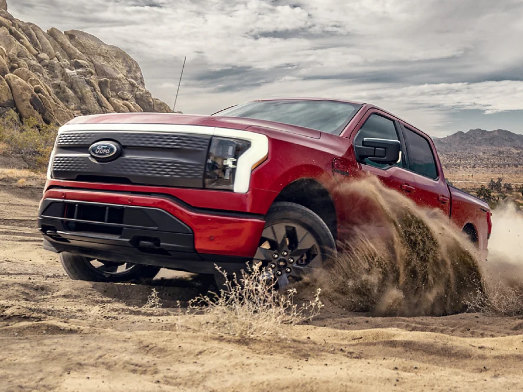 2025 Ram 1500 REV vs 2024 Ford F-150 Lightning 