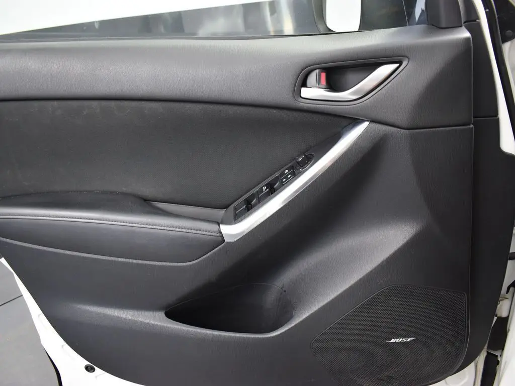 2014 Mazda CX-5 Touring photo 18