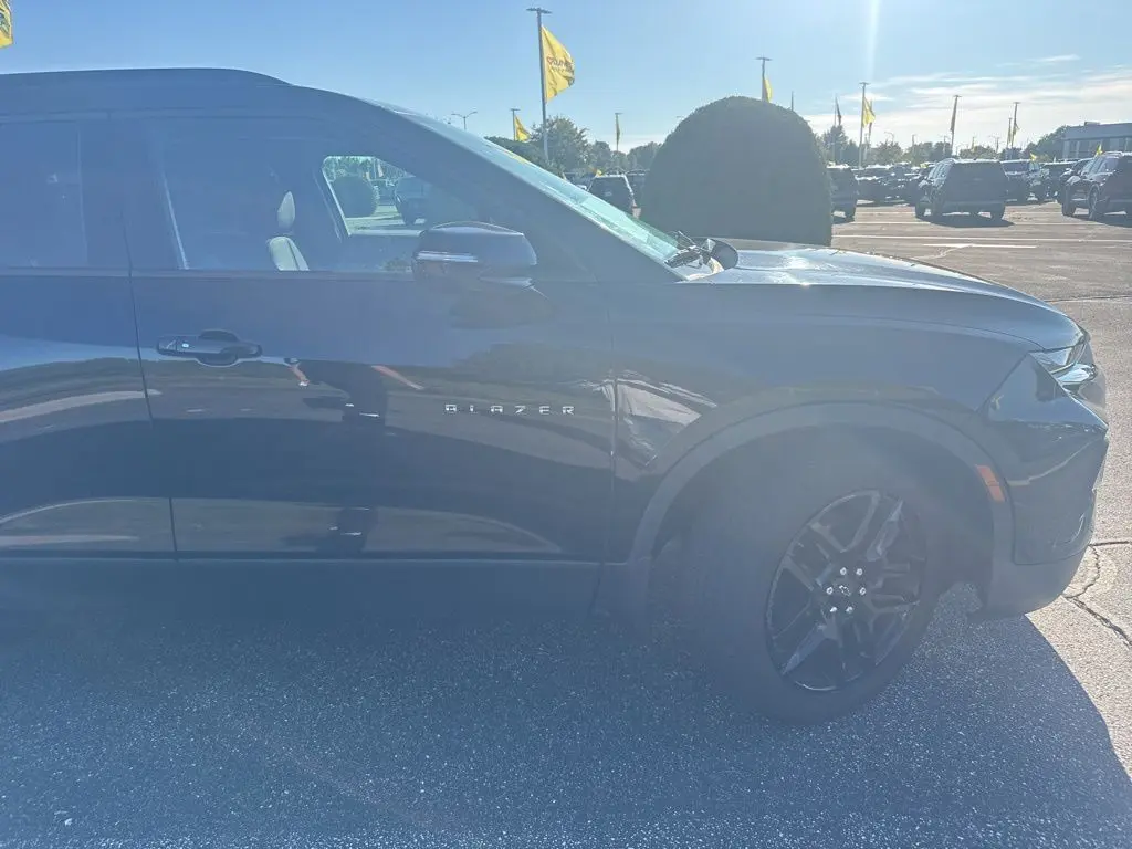 2020 Chevrolet Blazer 2LT photo 8