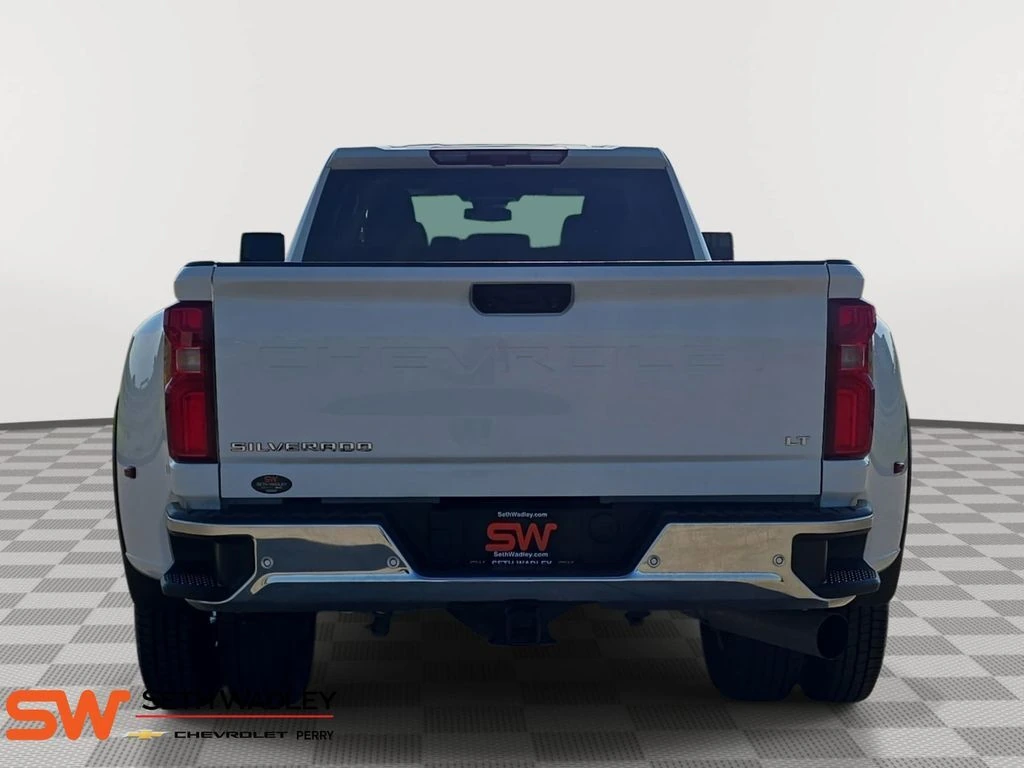 2025 Chevrolet Silverado 3500HD LT - Photo 6