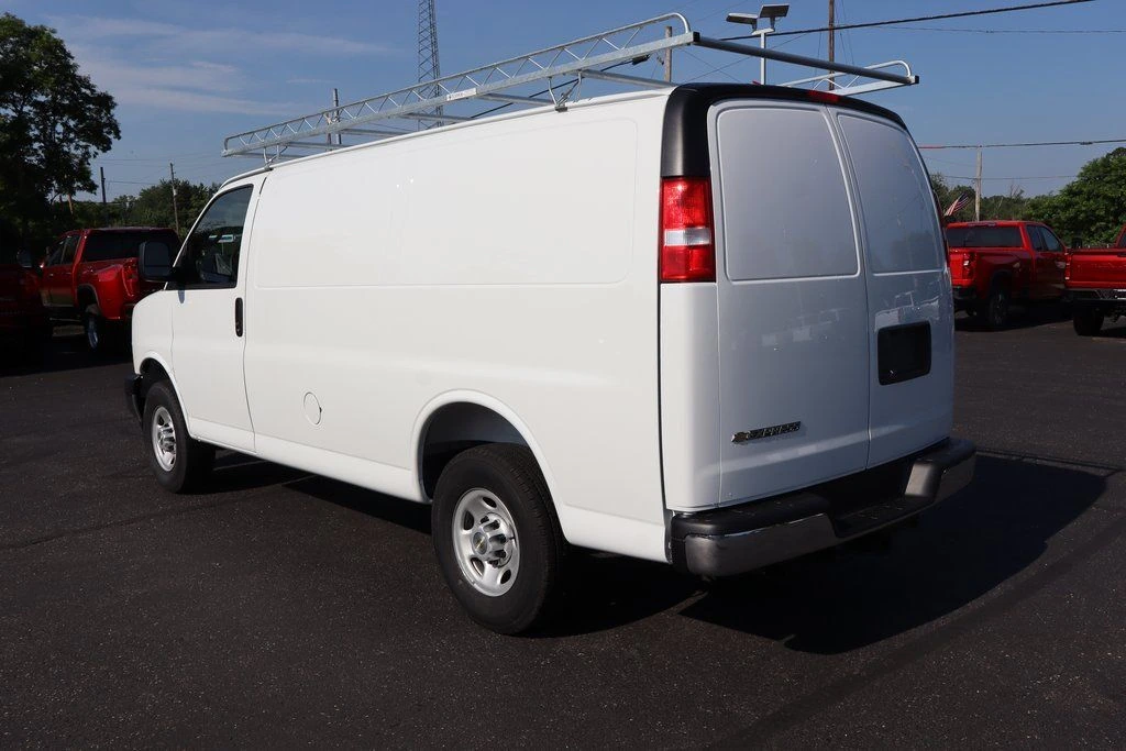 2025 Chevrolet Express Cargo Work Van - Photo 25