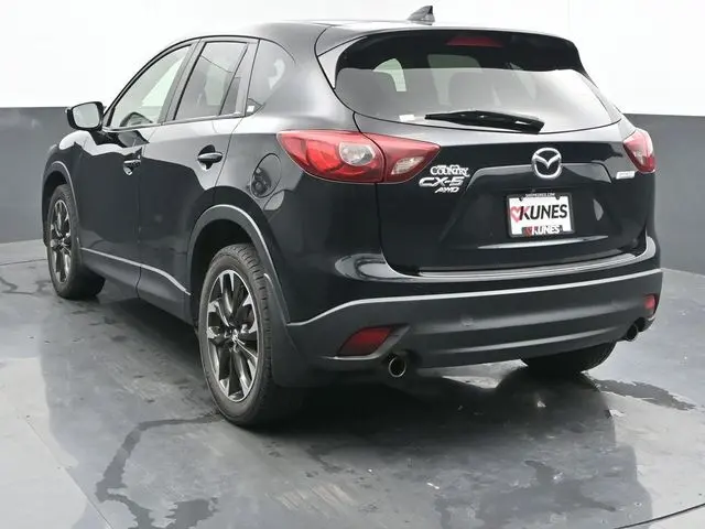 2016 Mazda CX-5 Grand Touring photo 5