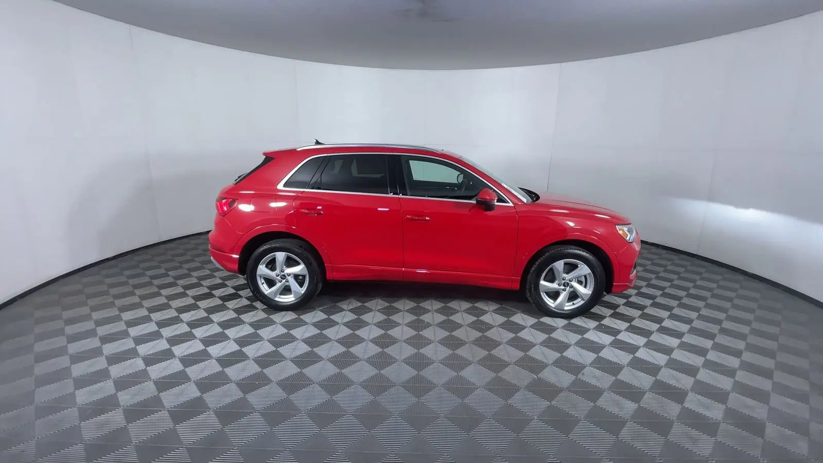 2022 Audi Q3 Premium Plus 40 TFSI photo 9