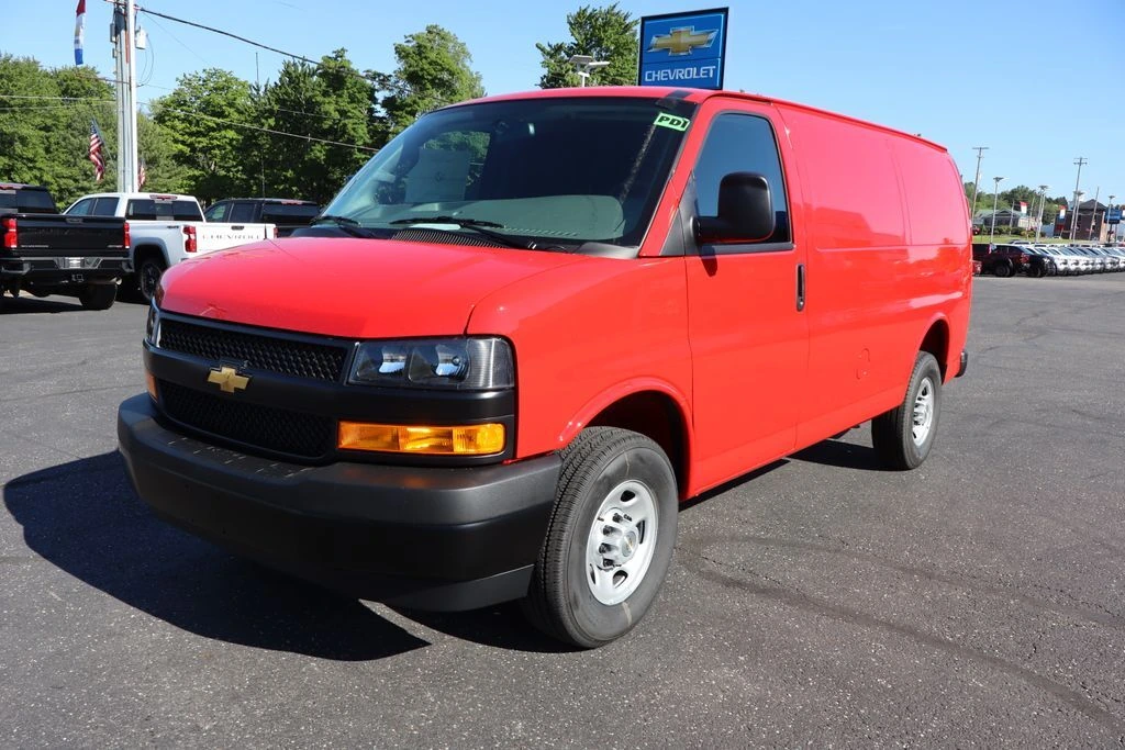 2026 Chevrolet Express Cargo Work Van - Photo 26